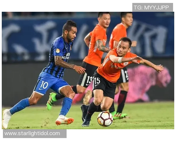 足球队长丁子阳的领导风范与球队成长之路探讨